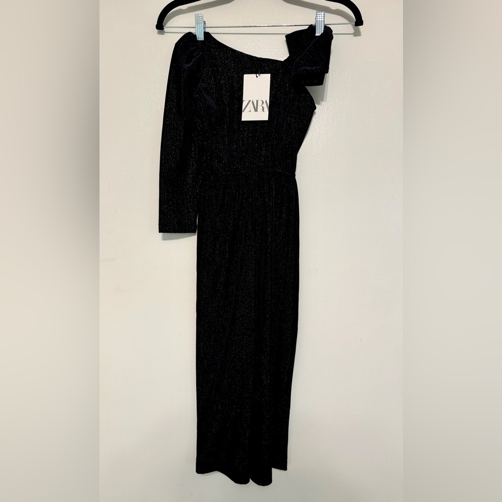COPY - NWT Zara Kids girls black velvet sparkly one shoulder jumpsuit